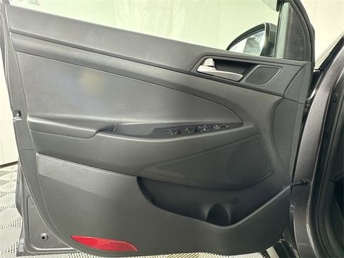 Used 2021 Hyundai Tucson SEL w/ Cargo Package image 14