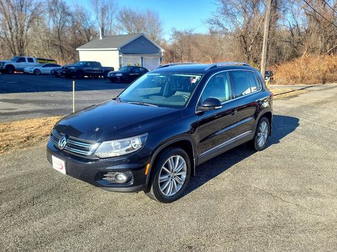 Used 2014 Volkswagen Tiguan SEL image 3
