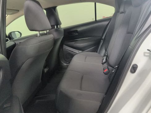 Used 2025 Toyota Corolla LE FWD image 14