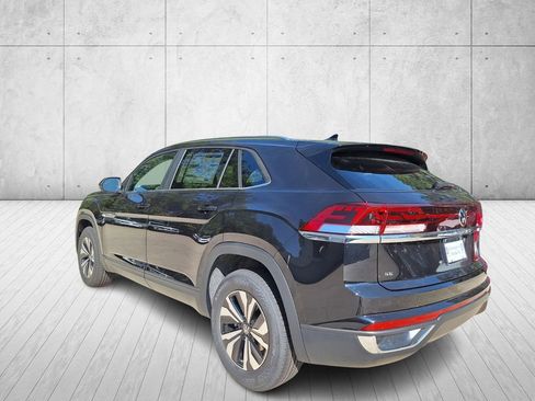 New 2026 Volkswagen Atlas Cross Sport SE image 3