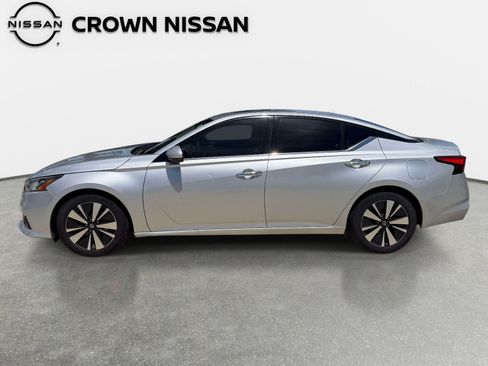 Used 2019 Nissan Altima 2.5 SL FWD image 3