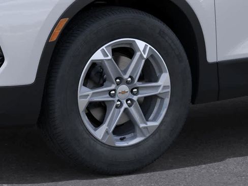 New 2026 Chevrolet Blazer LT image 9