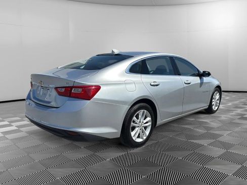 Used 2016 Chevrolet Malibu LT FWD image 4