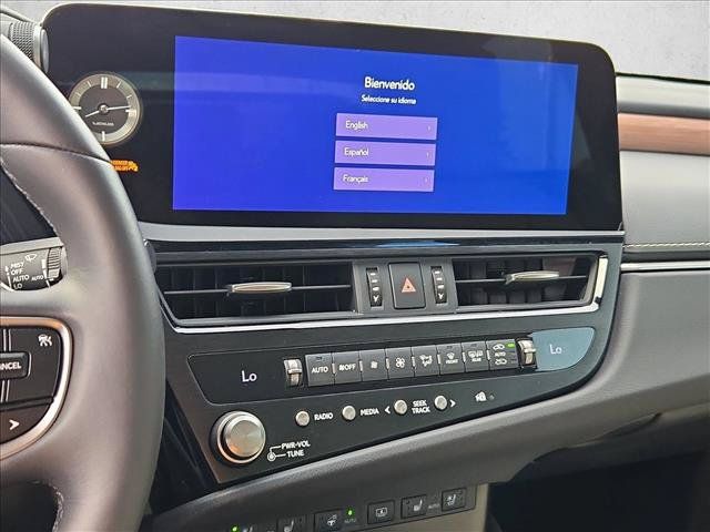 Used 2025 Lexus ES 350 w/ Premium Package FWD image 14
