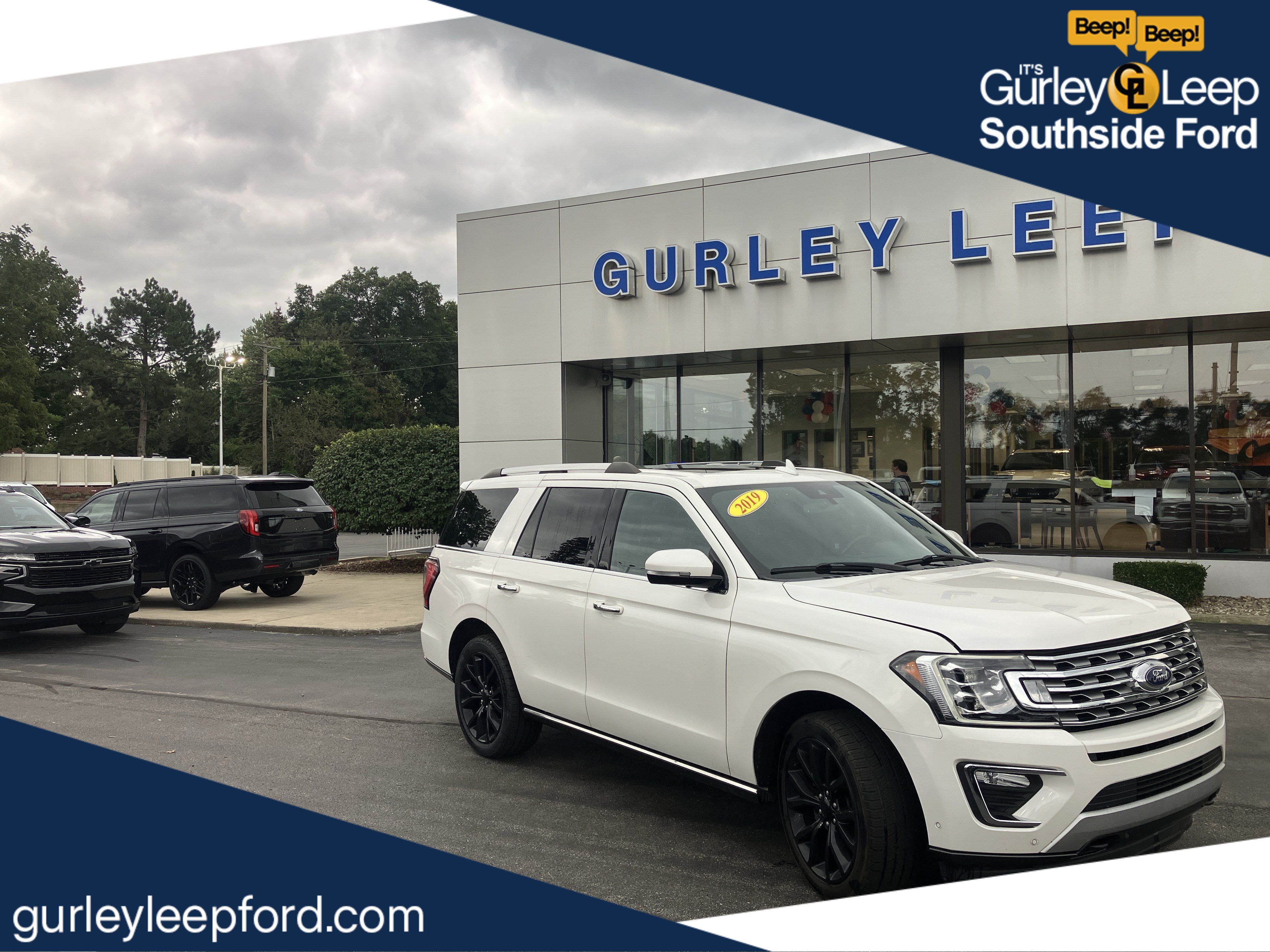 Used 2019 Ford Expedition Limited w/ Equipment Group 302A AWD/4WD image 1