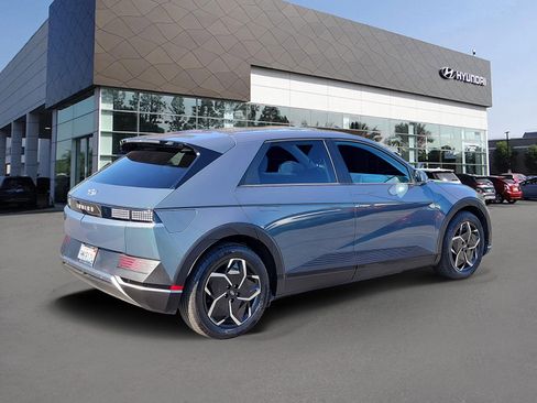 Certified 2024 Hyundai Ioniq 5 SEL RWD image 2