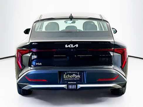 Used 2025 Kia K4 LXS image 7