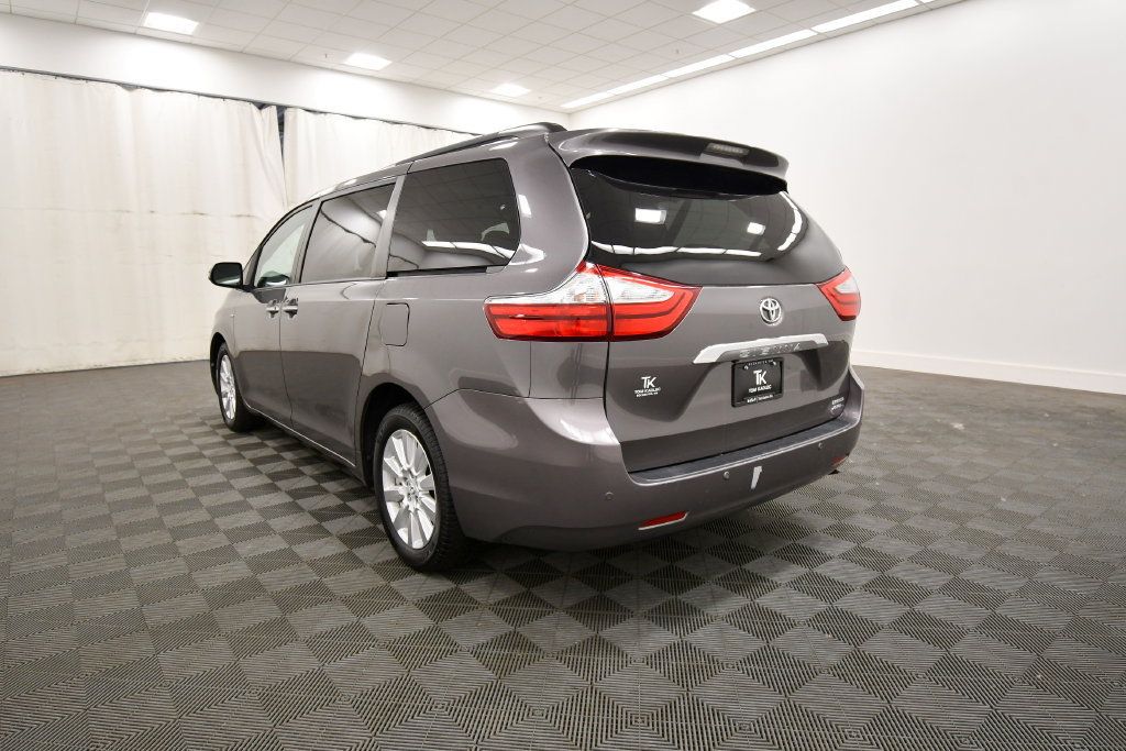 Used 2017 Toyota Sienna Limited Premium w/ Cargo Management Package AWD/4WD image 5