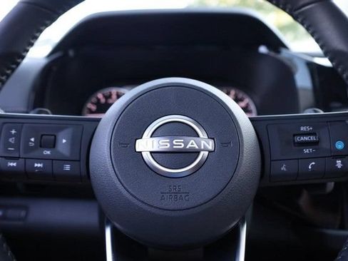 Certified 2025 Nissan Pathfinder SV w/ SV Premium Package FWD image 13