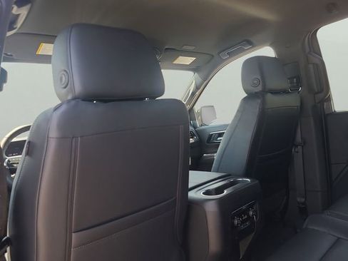 New 2026 Chevrolet Suburban LS RWD image 8