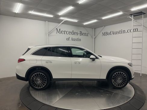 New 2026 Mercedes-Benz GLC 300 image 8
