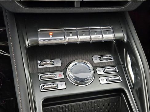 New 2026 Lincoln Nautilus Premier w/ Jet Appearance Package image 17