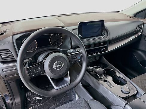 Used 2023 Nissan Rogue SV AWD/4WD image 18