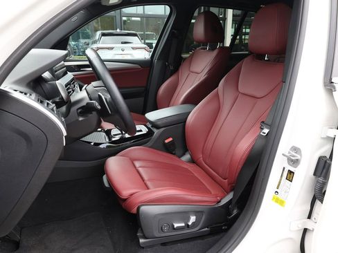 Used 2024 BMW X3 sDrive30i w/ Convenience Package RWD image 16