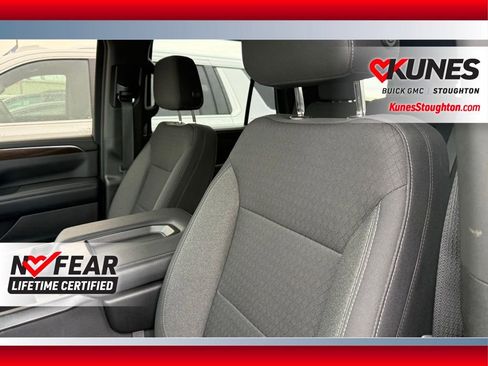 Used 2021 GMC Yukon SLE image 8