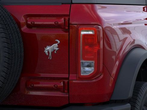 New 2025 Ford Bronco Base image 23