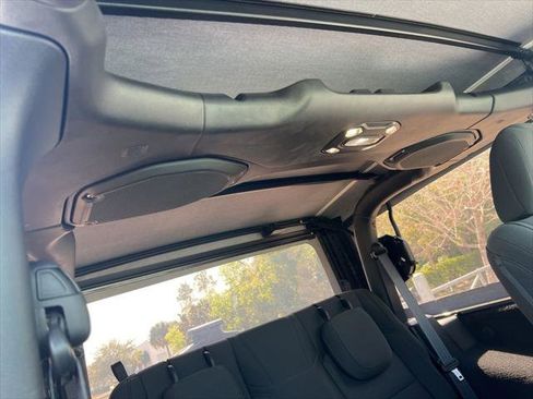 Certified 2021 Jeep Wrangler Sport S image 35