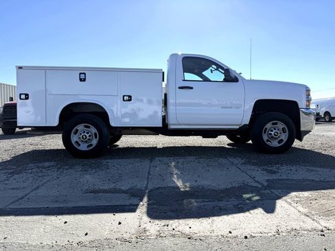 Used 2015 Chevrolet Silverado 2500 W/T image 6