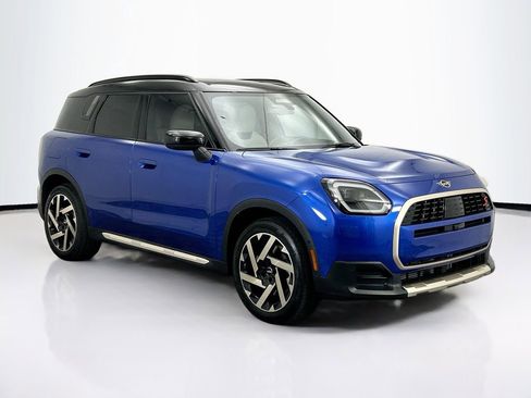 Certified 2025 MINI Cooper Countryman S w/ Comfort Package Max image 4
