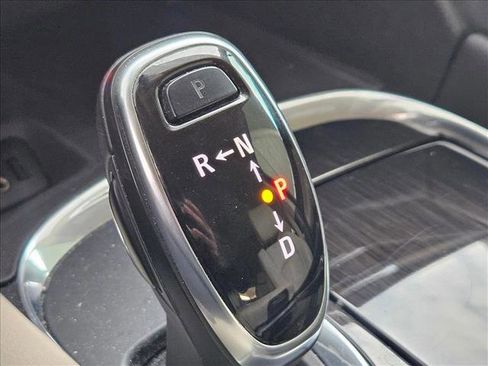 Used 2019 Buick Enclave Premium image 14