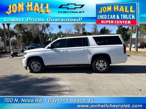 Used 2018 Chevrolet Suburban LT image 5