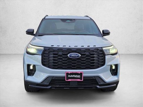 New 2026 Ford Explorer ST-Line w/ ST-Line Street Pack image 6