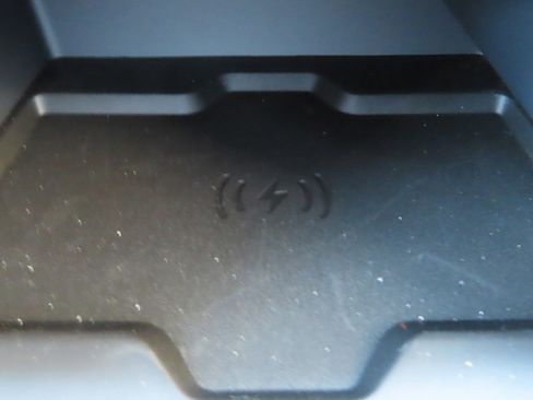 Used 2023 Land Rover Discovery Sport SE R-Dynamic image 36