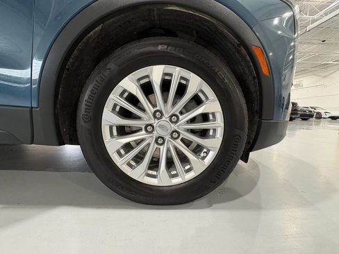 Used 2024 Cadillac XT4 Luxury w/ Cold Weather Package AWD/4WD image 56