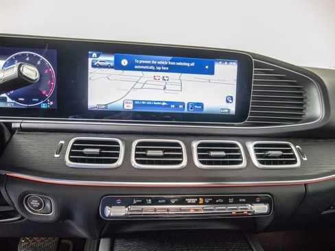 Used 2025 Mercedes-Benz GLE 350 4MATIC image 25