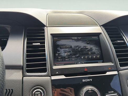 Used 2015 Ford Taurus SHO w/ Technology Package AWD/4WD image 30