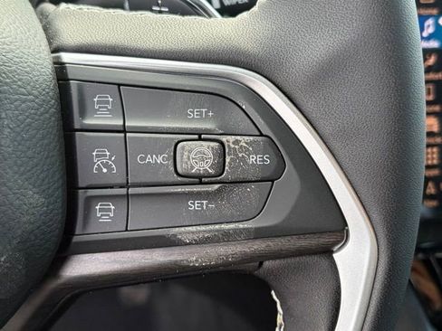 New 2026 Jeep Grand Cherokee Limited image 19