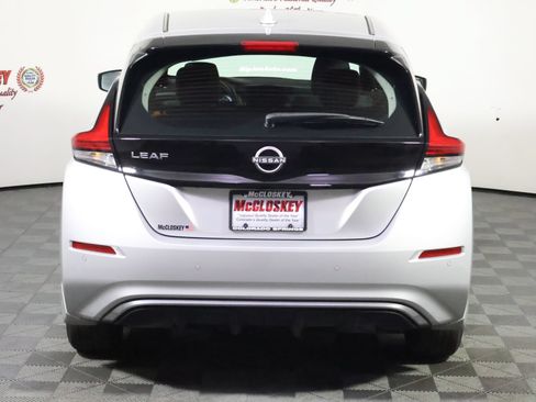 Used 2025 Nissan Leaf S FWD image 6