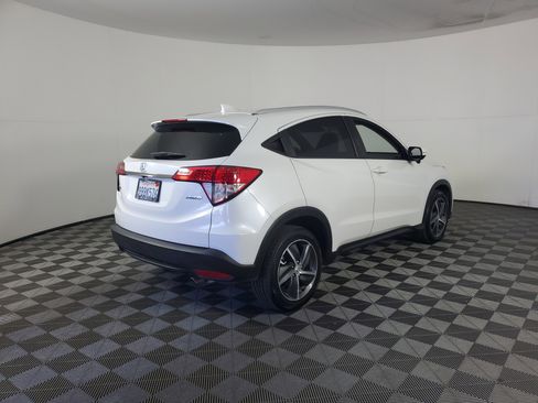 Used 2022 Honda HR-V EX image 4