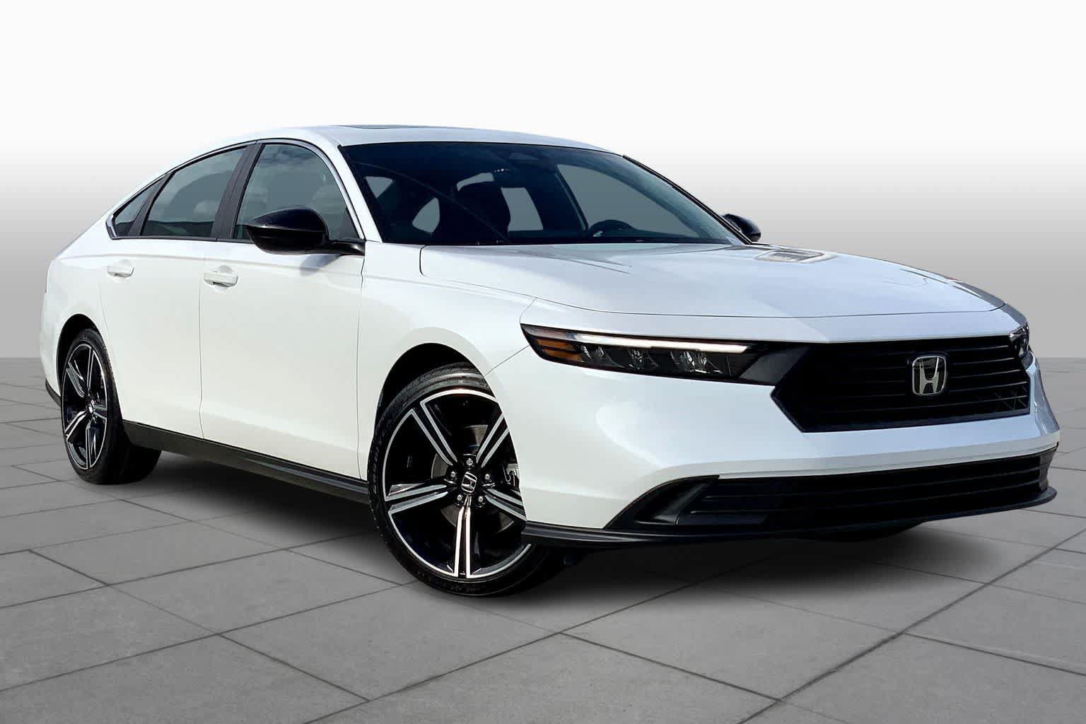 Certified 2025 Honda Accord Sport image 2