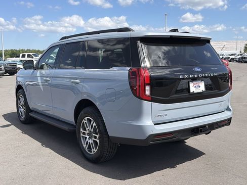 New 2026 Ford Expedition Active RWD image 6