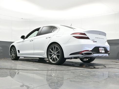 Used 2025 Genesis G70 2.5T AWD/4WD image 49