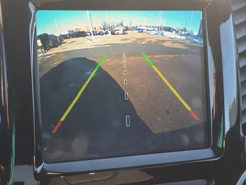 Used 2019 Jeep Cherokee Limited image 4