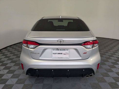 Certified 2024 Toyota Corolla SE FWD image 6