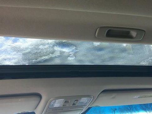 Used 2009 Honda Pilot EX-L image 11