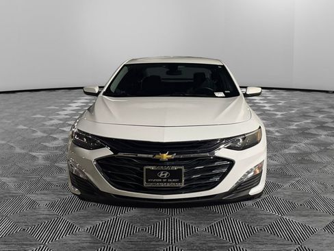 Used 2022 Chevrolet Malibu LT image 2