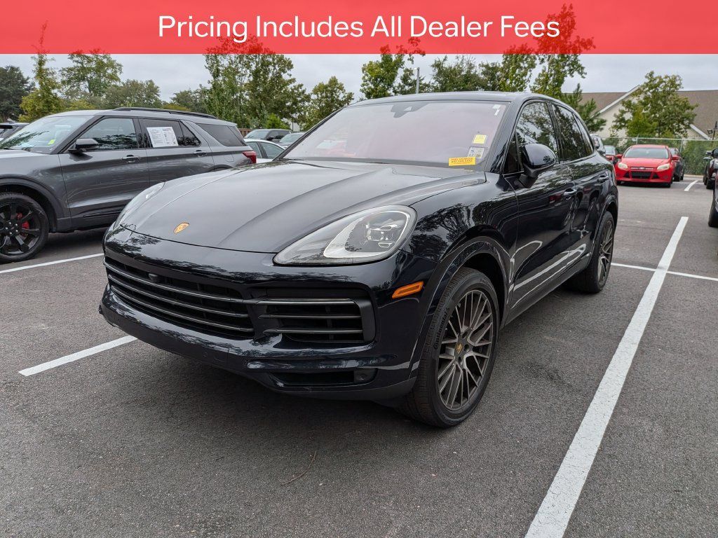 Used 2023 Porsche Cayenne Platinum Edition AWD/4WD image 3