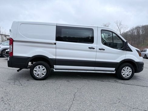 Used 2025 Ford Transit 250 Low Roof w/ Exterior Upgrade Package RWD image 8
