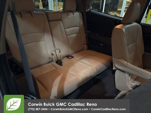 Used 2017 Honda Pilot Elite image 16