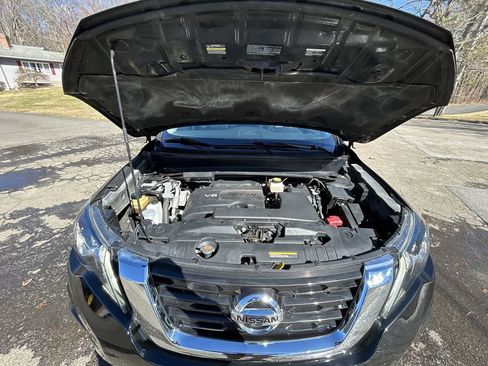 Used 2017 Nissan Pathfinder SL w/ SL Tech Package image 26