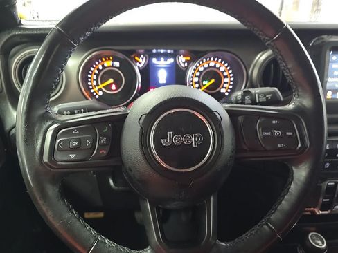 Used 2022 Jeep Wrangler Unlimited Sport AWD/4WD image 10