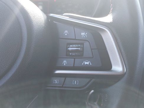 Used 2020 Subaru Crosstrek 2.0i Premium image 16