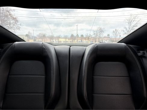 Used 2016 Ford Mustang GT image 4