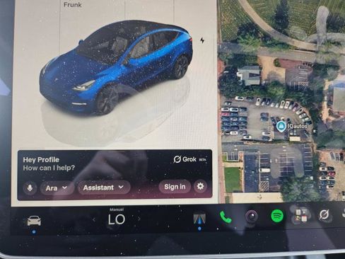 Used 2024 Tesla Model Y Long Range RWD image 44