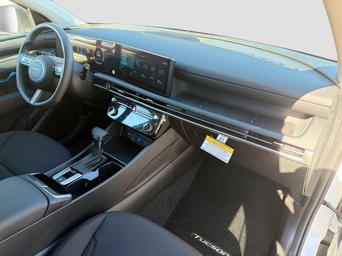 New 2026 Hyundai Tucson SEL image 14