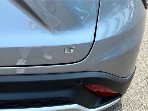 New 2026 Chevrolet Trax LT w/ Driver Confidence Package FWD image 8